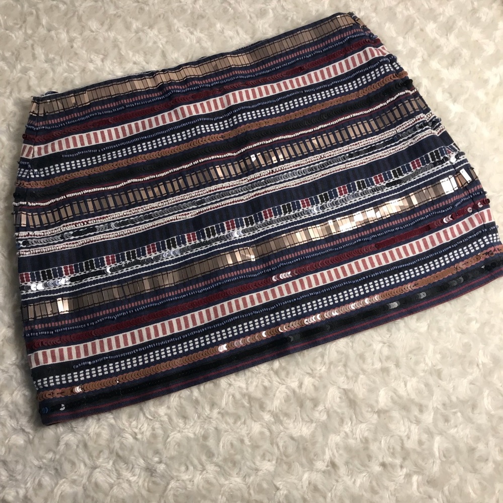 Zara TRAFALUC bead embellished mini skirt size SM